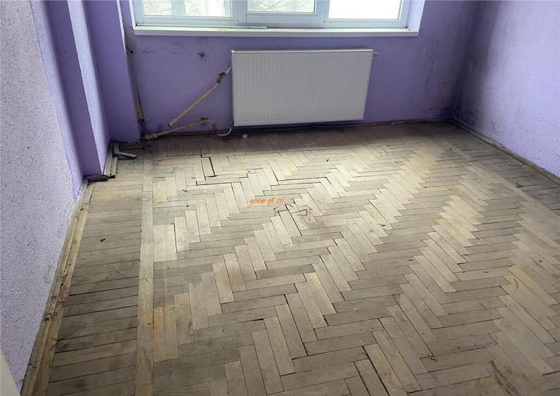 Apartament 2 camere ,50 mp , cartier Gara , et 3/4 , liber - 4