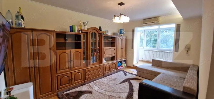 Apartament 3 camere, 57 mp, zona Micro 1 - 7