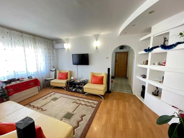 Apartament 3 camere Mircea cel Bătrân – 69 mp – vedere panoramică - 2