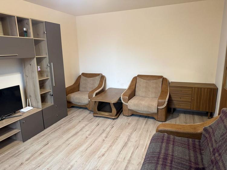 Inchiriez garsoniera Campia Turzii - 4