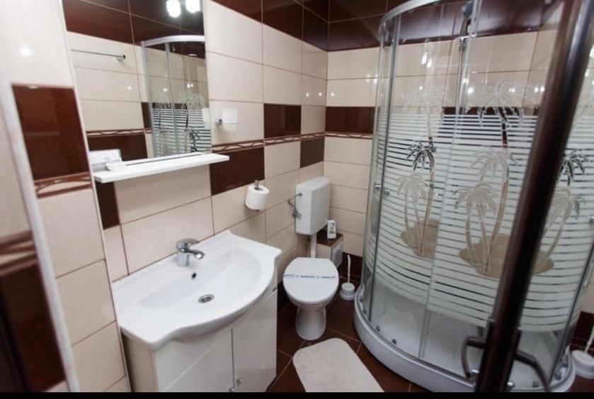 Ultracentral Pensiune Costinesti 19 Camere - 18