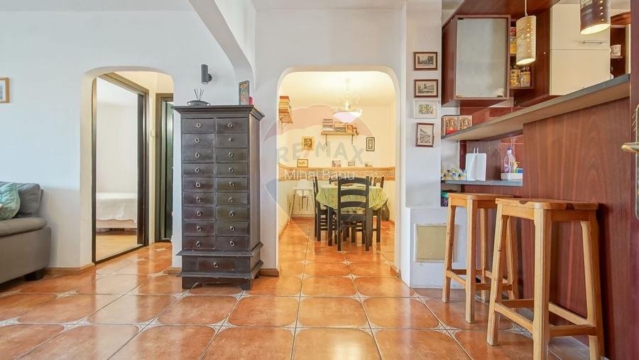 Apartament cu 4 camere decomandat, mobilat în Răcădău Apartament cu 4 camere decomandat, mobilat în Răcădău