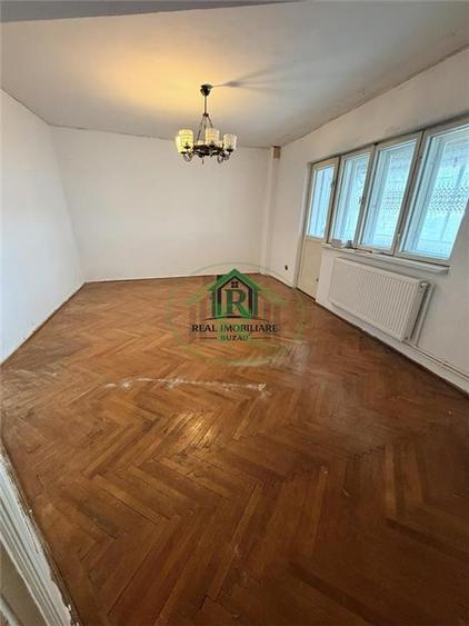 Apartament cu 3 camere decomandat în Bălcescu