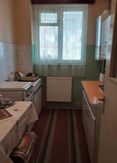 Apartament 2 camere, semidecomandat - zona Garii - 8