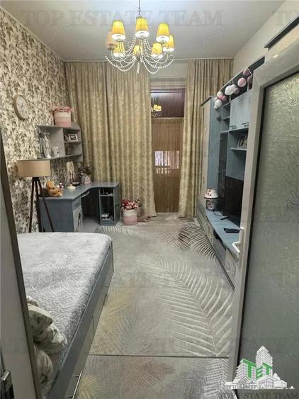 Casa spatioasa si versatila de vanzare in Eforie Nord ideala pentru locuinta + afacere! - 10