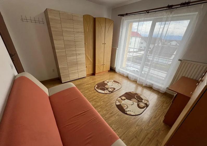 INCHIRIEZ apartament 3 camere decomandat,renovat,zona Selimbar - 7