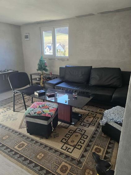 Casa cu etaj la vanzare - 7