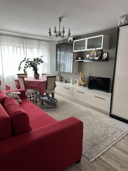 Vand apartament cu 2 camere - 1