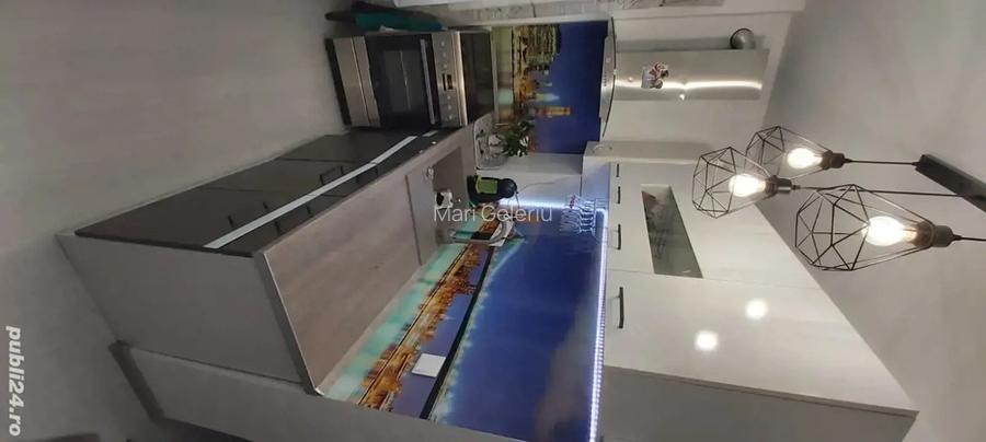 Vand studio 38 m cu pivni?a,camara si,balcon Vand studio 38 m cu pivni?a,camara si,balcon