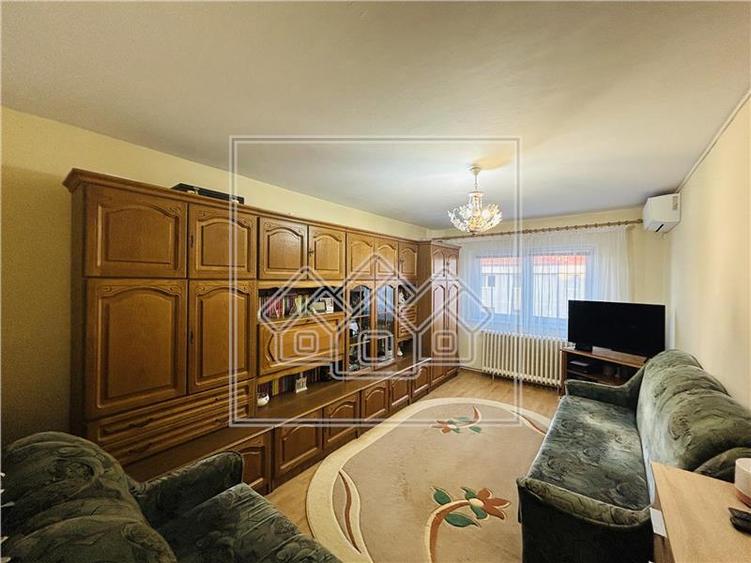 Apartament de vanzare in Sibiu - 2 camere, balcon si pivnita -Terezian - 10