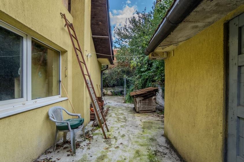 Casa individuala cu doua unitati locative. Zona Horia-Closca-Crisan - 52