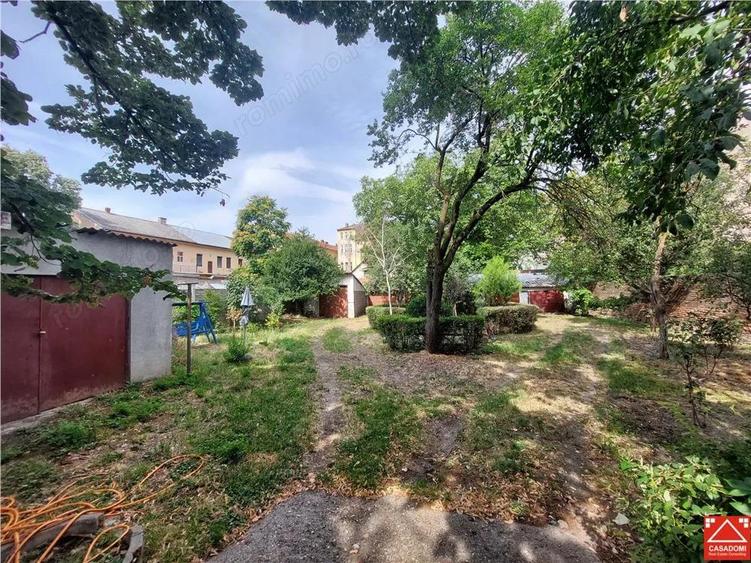 Apartament ultracentral cu 2 garaje - 7