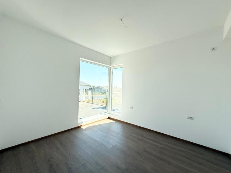 Casa individuala | Parter | 3 camere | 2 bai | Ansamblu rezidential - 6