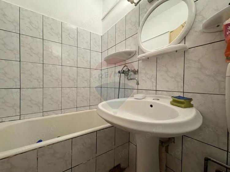 Ap. cu 3 camere, et.4, str. Feleac 1A - 6