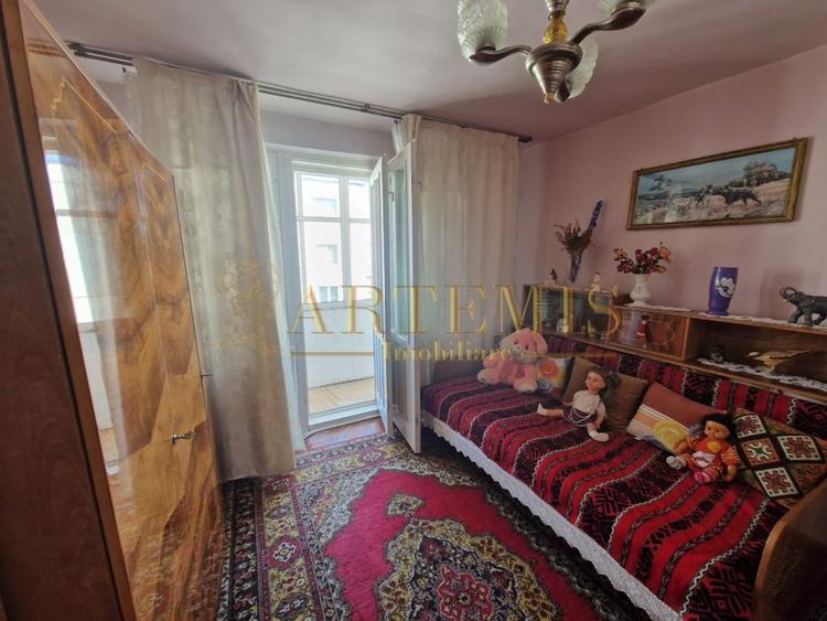 Apartament de 3 camere, decomandat, 66 mp., zona Sens - 4