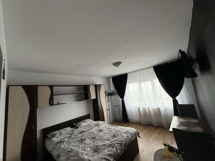 Inchiriez garsoniera - 1