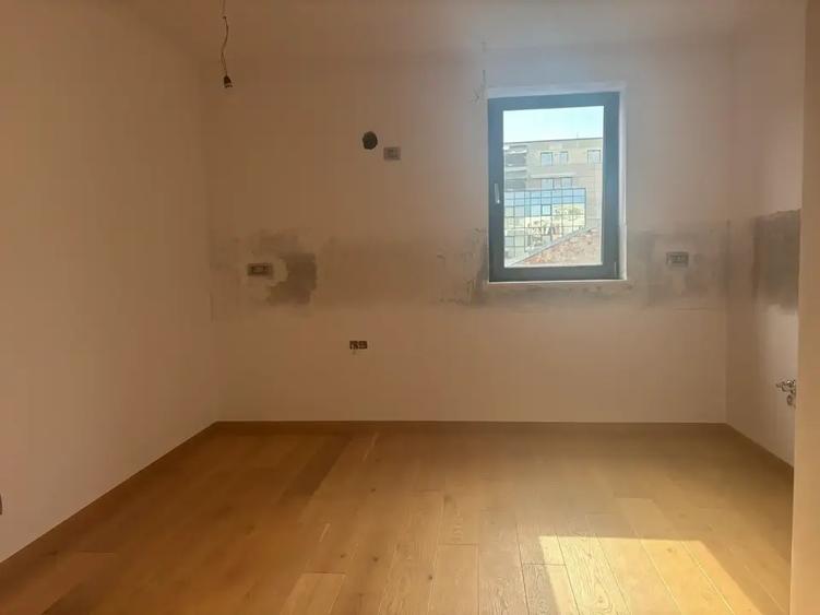 Apartament 3 camere Terasa Finisat Lux Finalizat 2 min Metrou Unirii - 5
