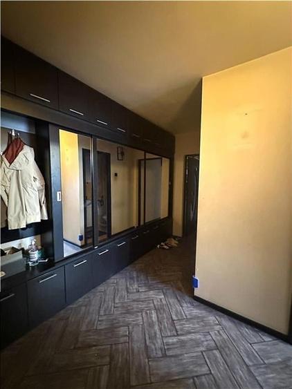 Apartament 3 camere, decomandat, et. intermediar- Nicolina - 6