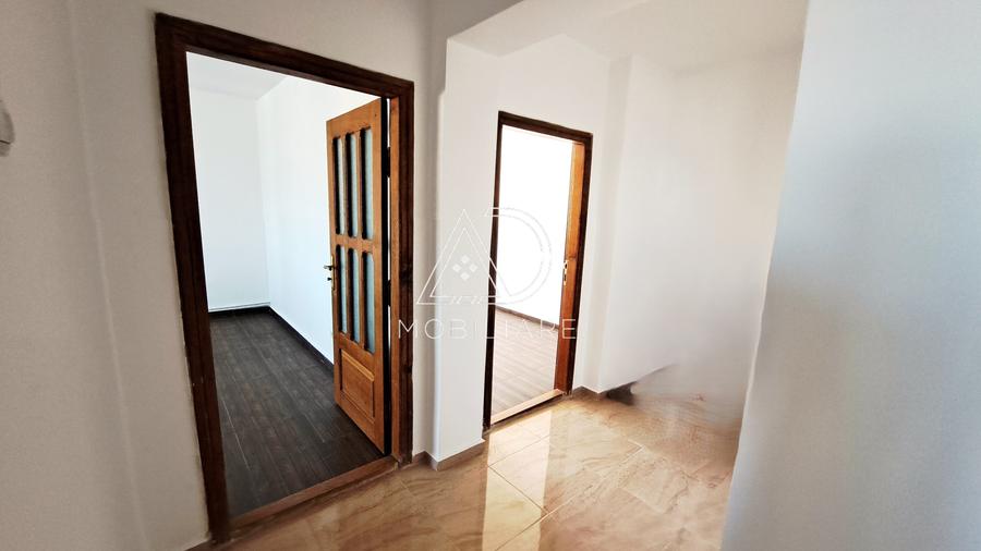 Apartament 3 camere de vânzare în Bumbești-Jiu - 9