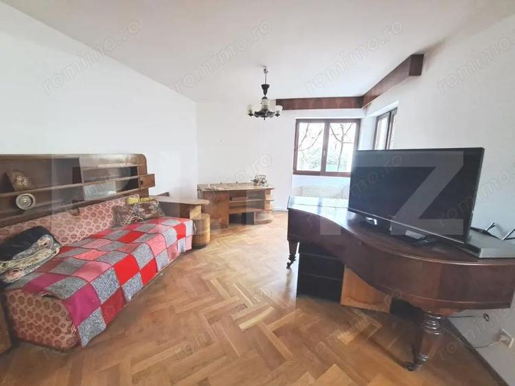 Vila cu priveli?te spre Tampa, in zona lini?tita din Bra?ov - 4