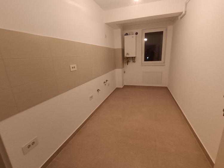 APARTAMENT 2 CAMERE, DECOMANDAT, ETAJ 1/3, BLOC NOU, INTABULAT,  PACURARI - 1