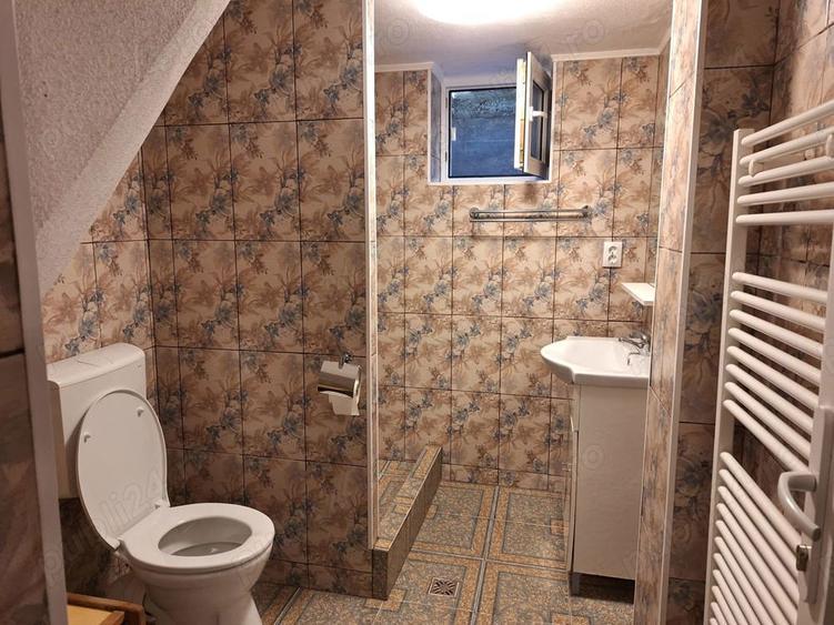 Vand casa in Resita, str. Mihail Kogalniceanu, caramida arsa. - 2