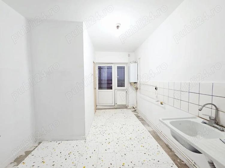 Apartament ultracentral spatios decomandat pozitionare bilaterala - 1