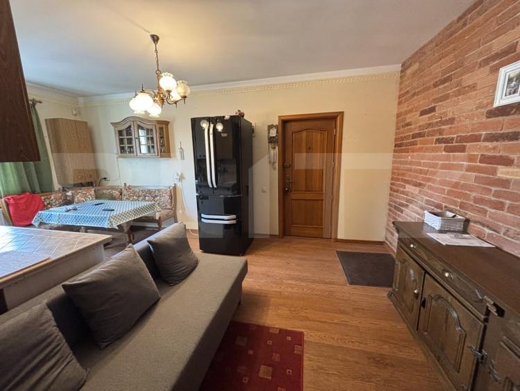 Apartament cu 2 camere, cartier Bradet - 3