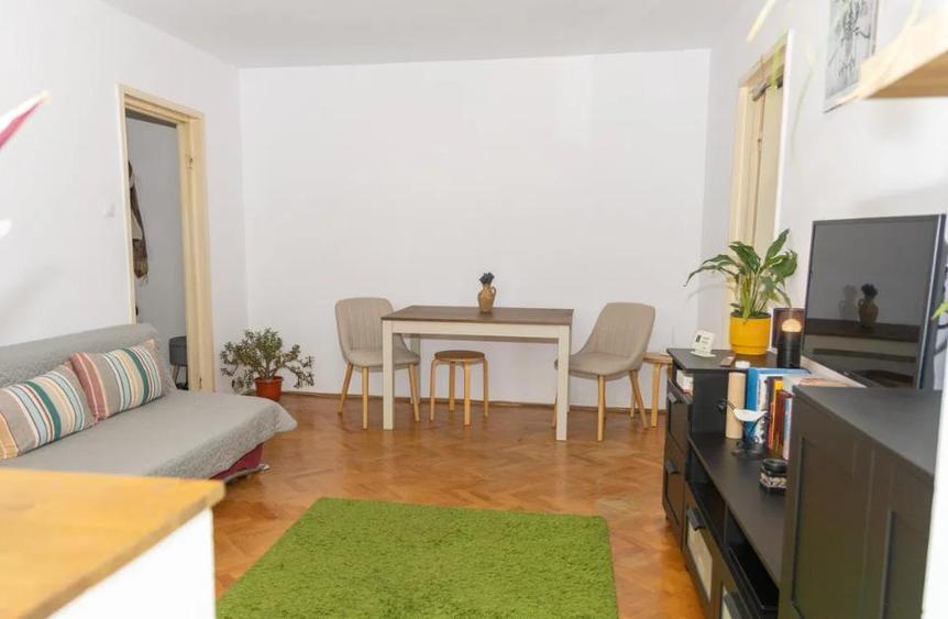 Apartament cu 2 camere semidecomandat, mobilat în Gemenii