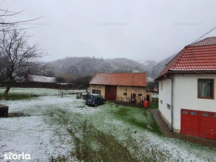 PENSIUNE aplasata in frumoasa statiune BRAN/MOIECIU - 5