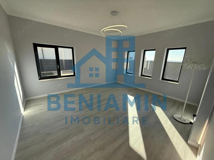 Casa Moderna-Damila-3 dormitoare-curte amenajata-La cheie-Asfalt - 10