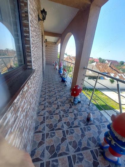Casa de vanzare in Homocea spre Lespezi parter plus etaj teren 3000m2. - 2
