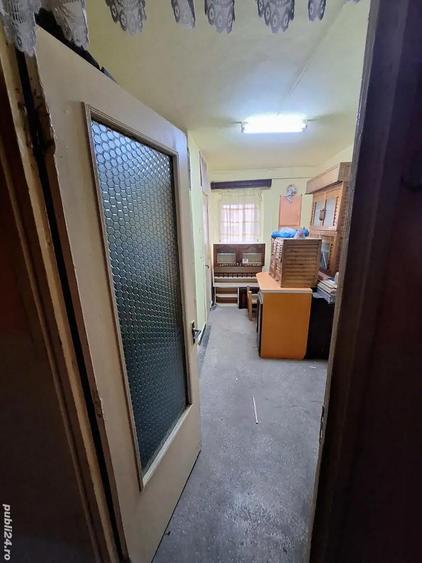 Apartament 3 camere decomandat - 1