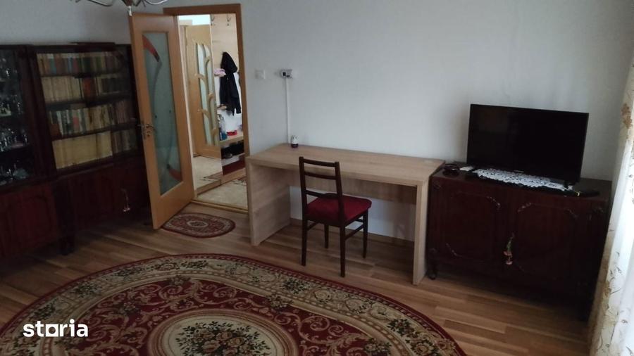 Inchiriere apartament 2 camere Micro 3 - 1