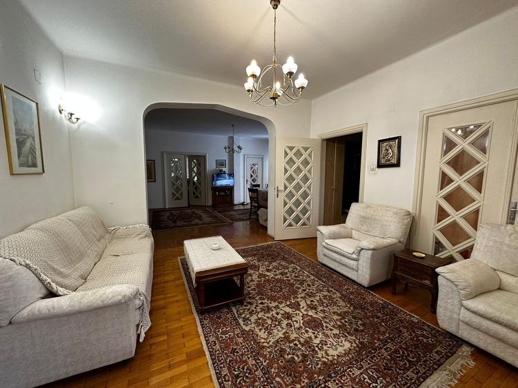 Dorobanti - Capitale. Apartament in vila interbelica. - 3