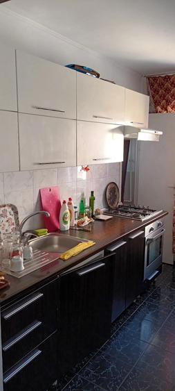 Apartament cu 3 camere, central - 1