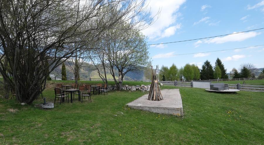 Vanzare hotel in zona superba de munte cu priveliste incredibila din camere - 34