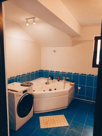 casa / vila Bascov , mobilata / utilata , finisaje moderne ! - 13