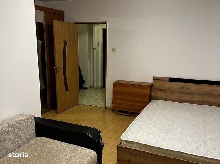 paita muncii apropiere metrou str campia libertatii cu blv basarabia - 2