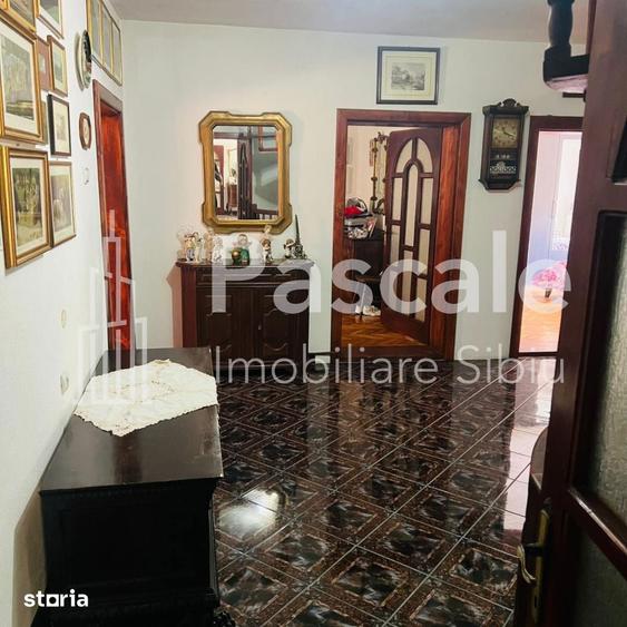 Casa de vanzare in Globu Craiovei la doar 30 km de Baile Herculane! - 6