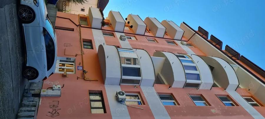 Vand apartament 3 camere spatios - 9