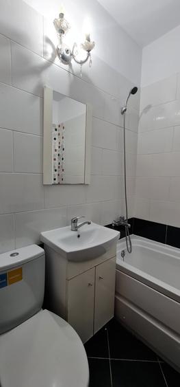 Garsoniera  GATA  DE MUTARE 9 minute metrou 1 Decembrie 1918 | an 2014 - 5