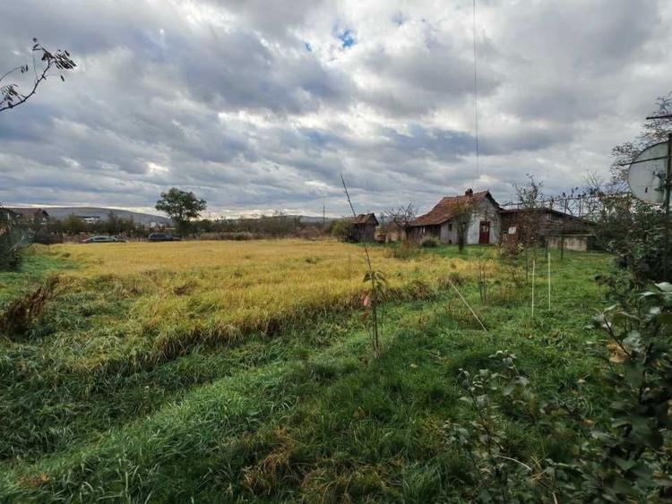 Teren 1238 Mp, Casa renovabila, anexe,utilitati, zona Primaria Apahida - 1