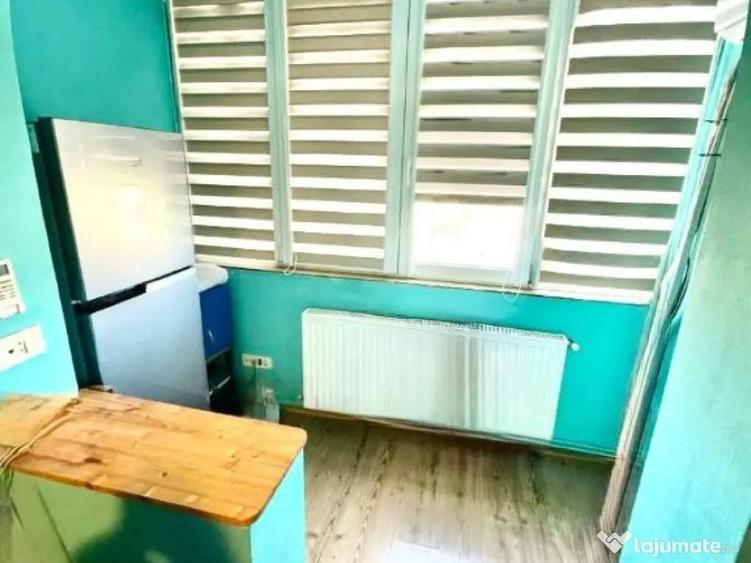 Apartament 3 camere decoamandat- zona Calea Bucuresti. - 2