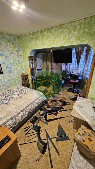 Apartament 3 camere, 2 bai si 2 balcoane, etaj 3 - 4