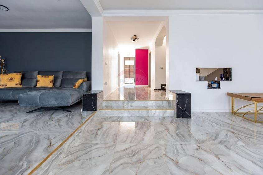 Casă / Vilă nouă,  5 camere, design luxos, teren 1000 mp - 1