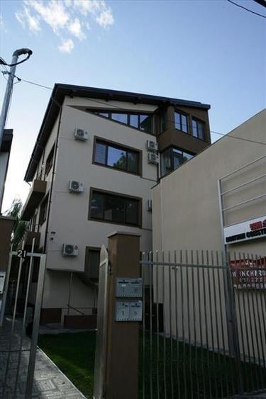 Cladire de birouri inchiriata, de vanzare, metrou Aurel Vlaicu - 30