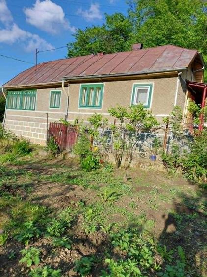 Casa cu teren 970 mp in Nehoiu, aproape de centru - 1