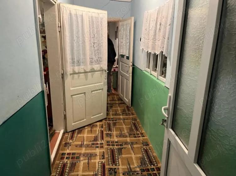 Casa de vanzare Dorohoi 228mp utili+718mp teren - 3
