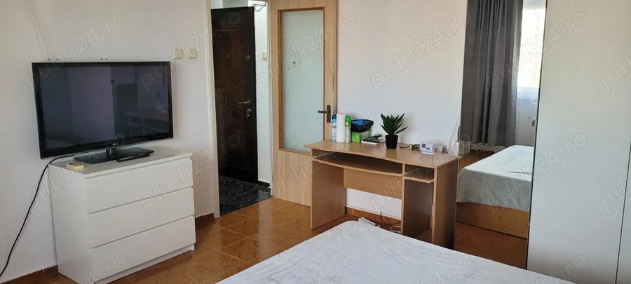 LIBERA, decomandata, ULTRACENTRAL,bloc Romarta, piata,banci, Maiorescu - 3